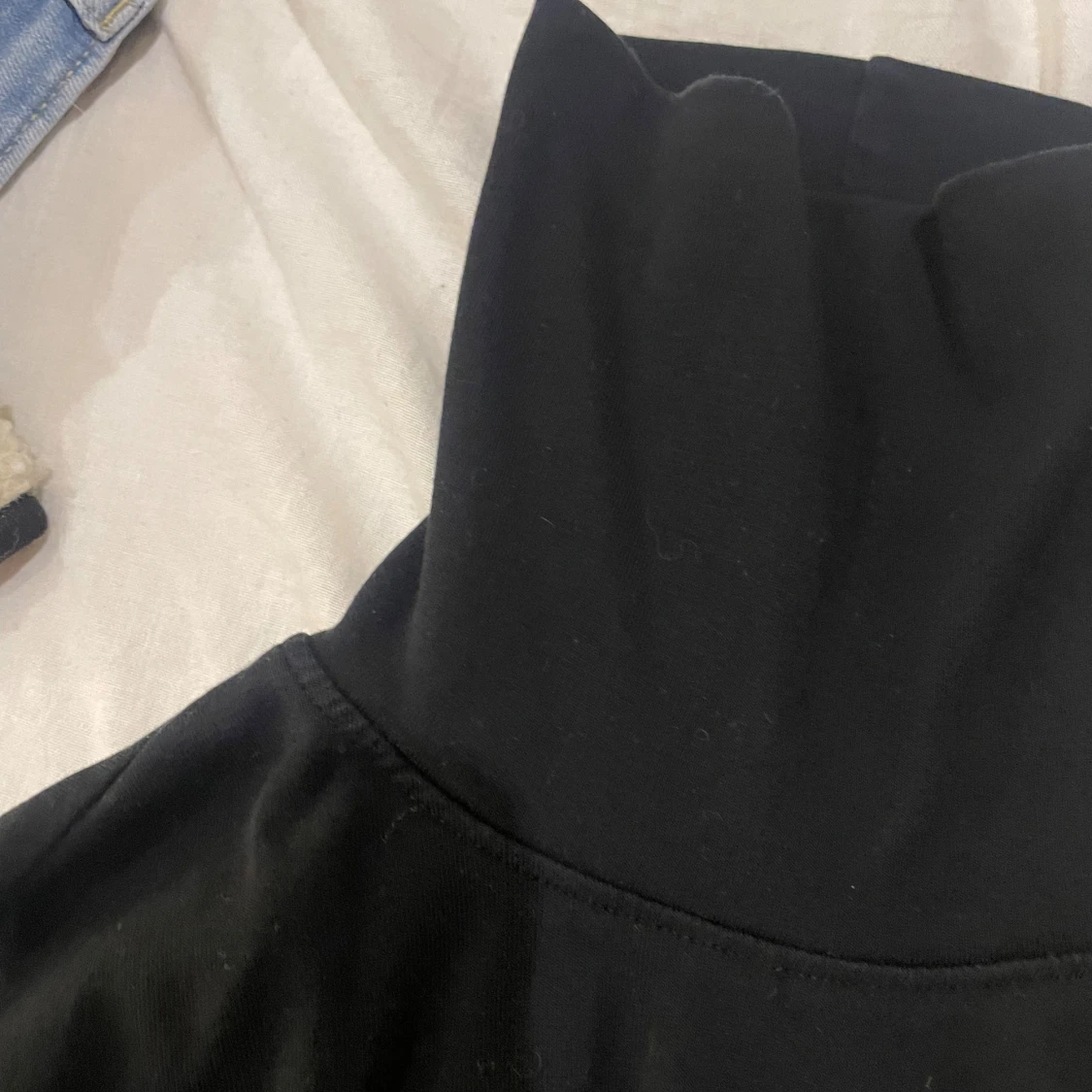 Svart polotröja från Zara - 1