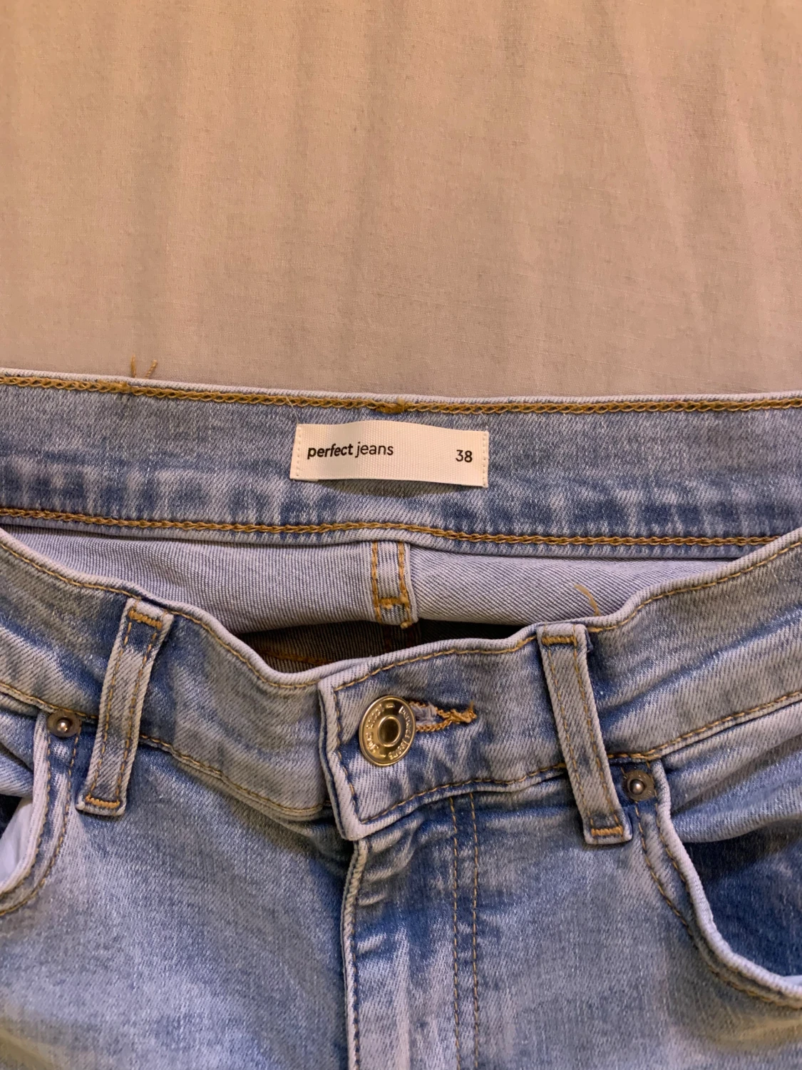 Bootcut jeans från Gina  - 4