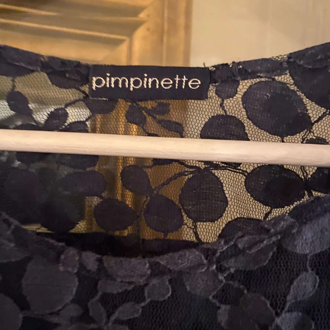 Mörkblå spetsblus från Pimpinette - 1