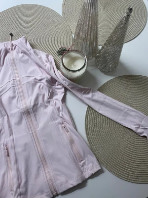 Lululemon define jacket size 2 - Perfect