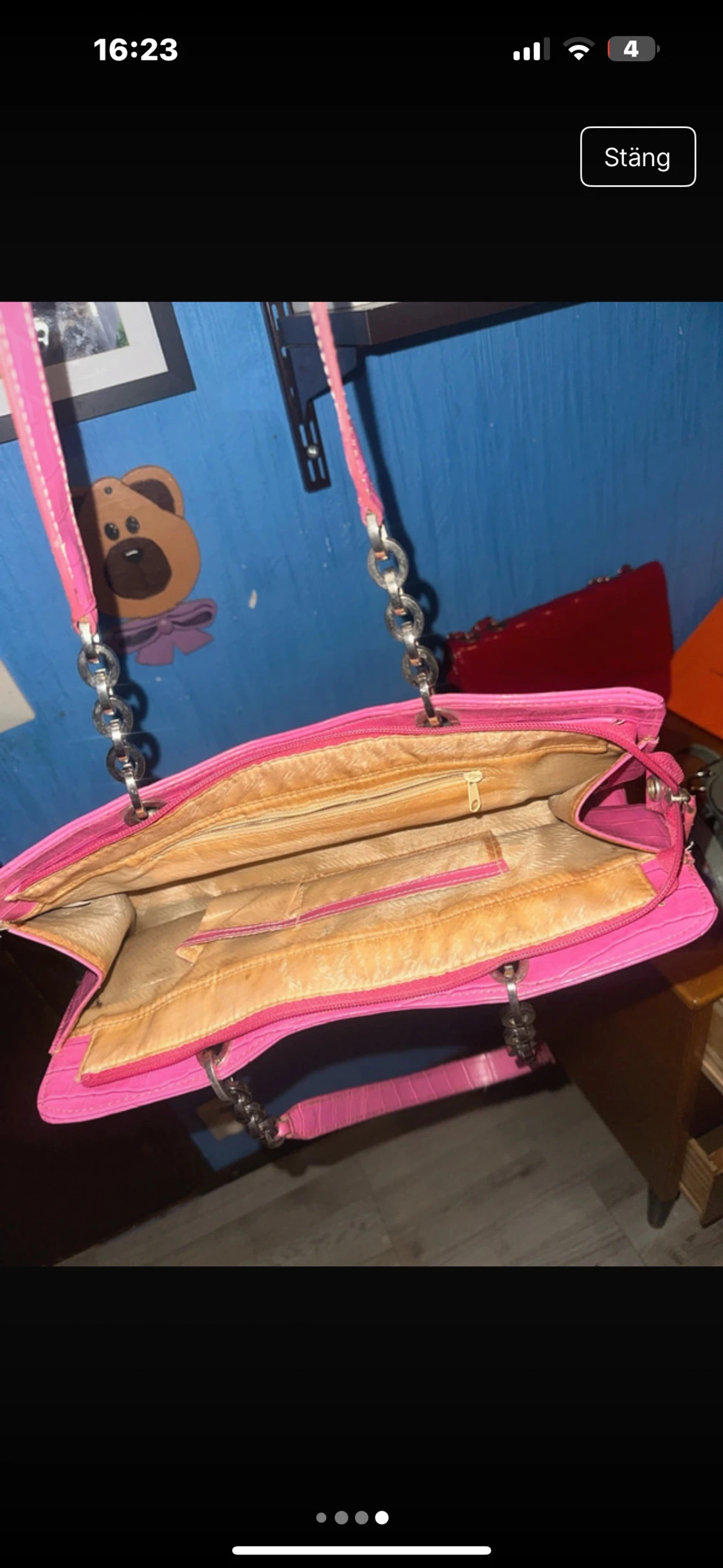 Rosa handväska från Prada med kedjor - 3