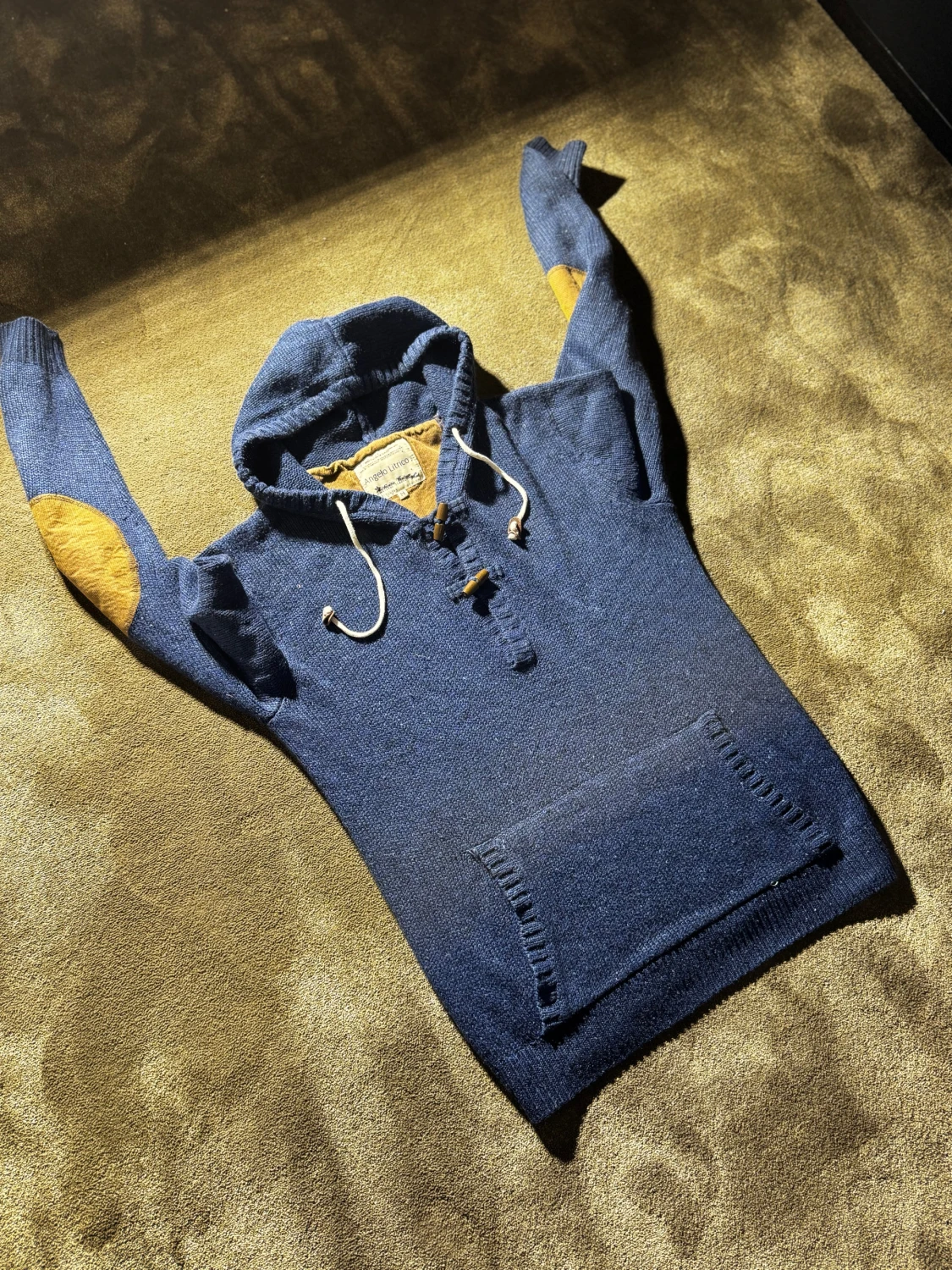 Blå hoodie med snörning från Angelo Litrico - 1