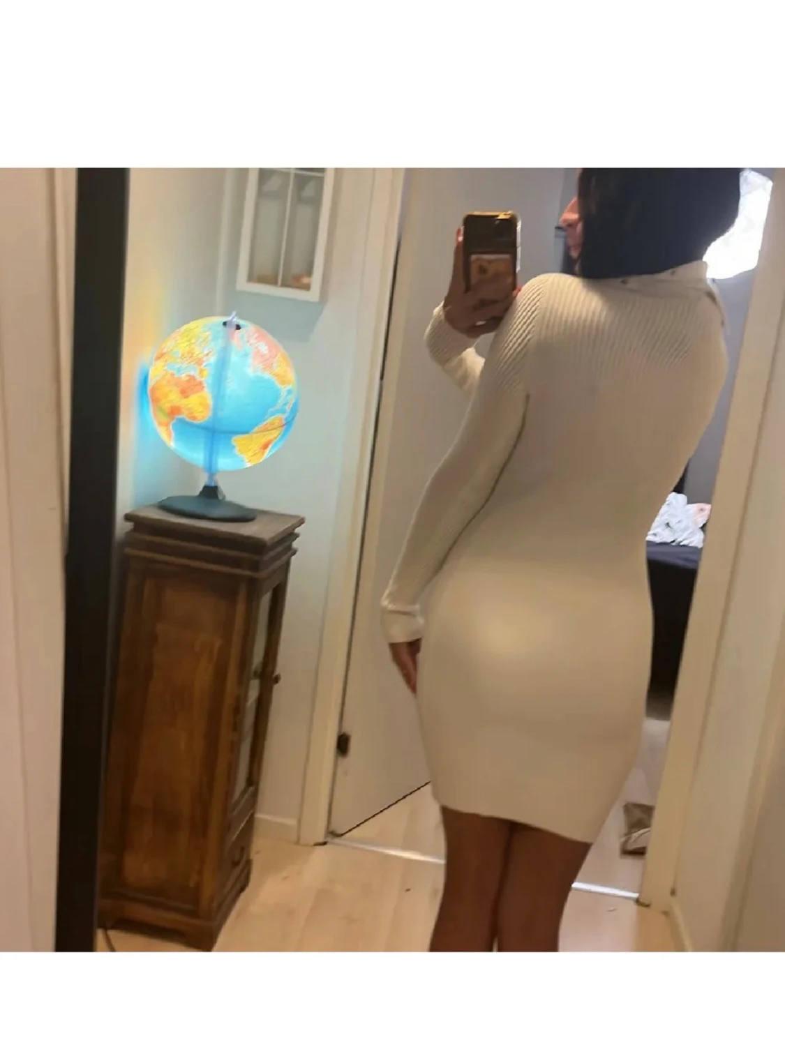 Vit ribbad stickad kortklänning - 1