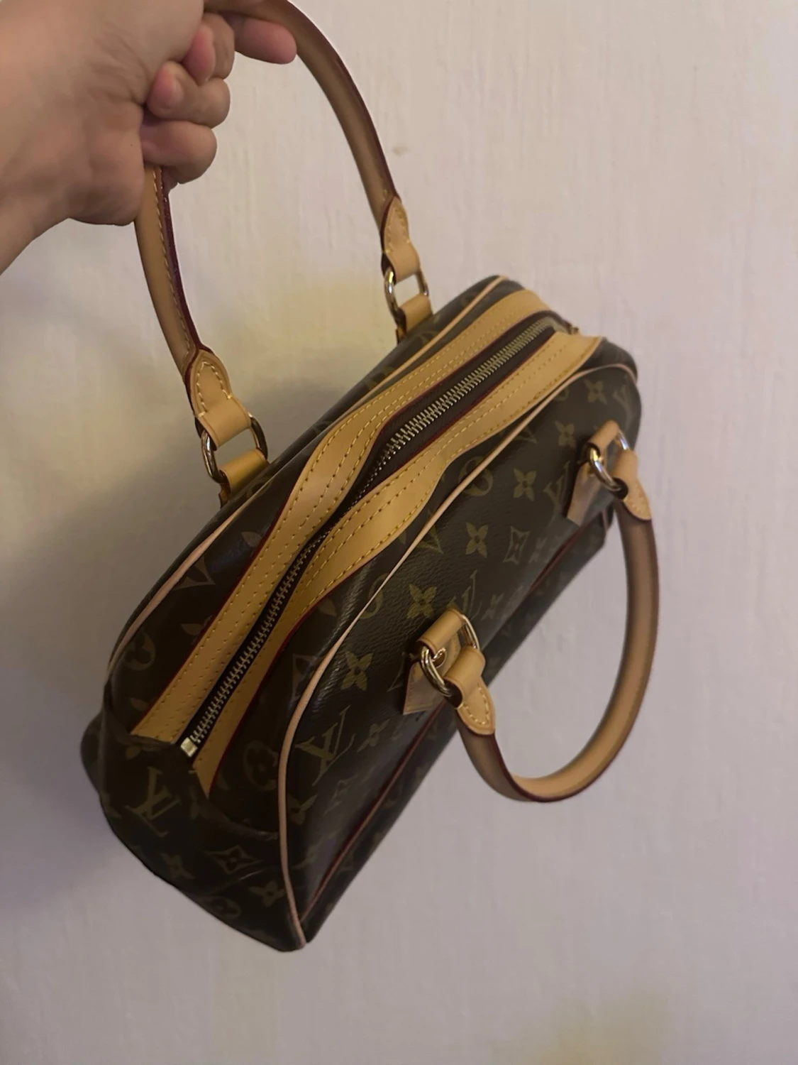 Brown handbag - 1