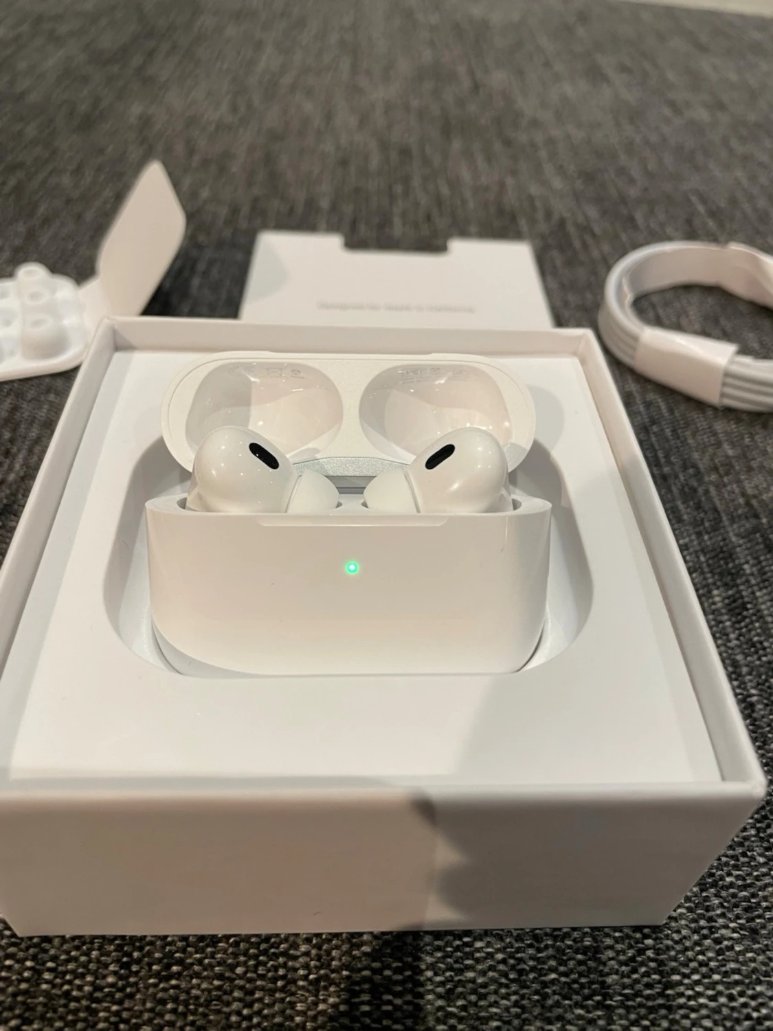 AirPods Pro 2 2022 - 2