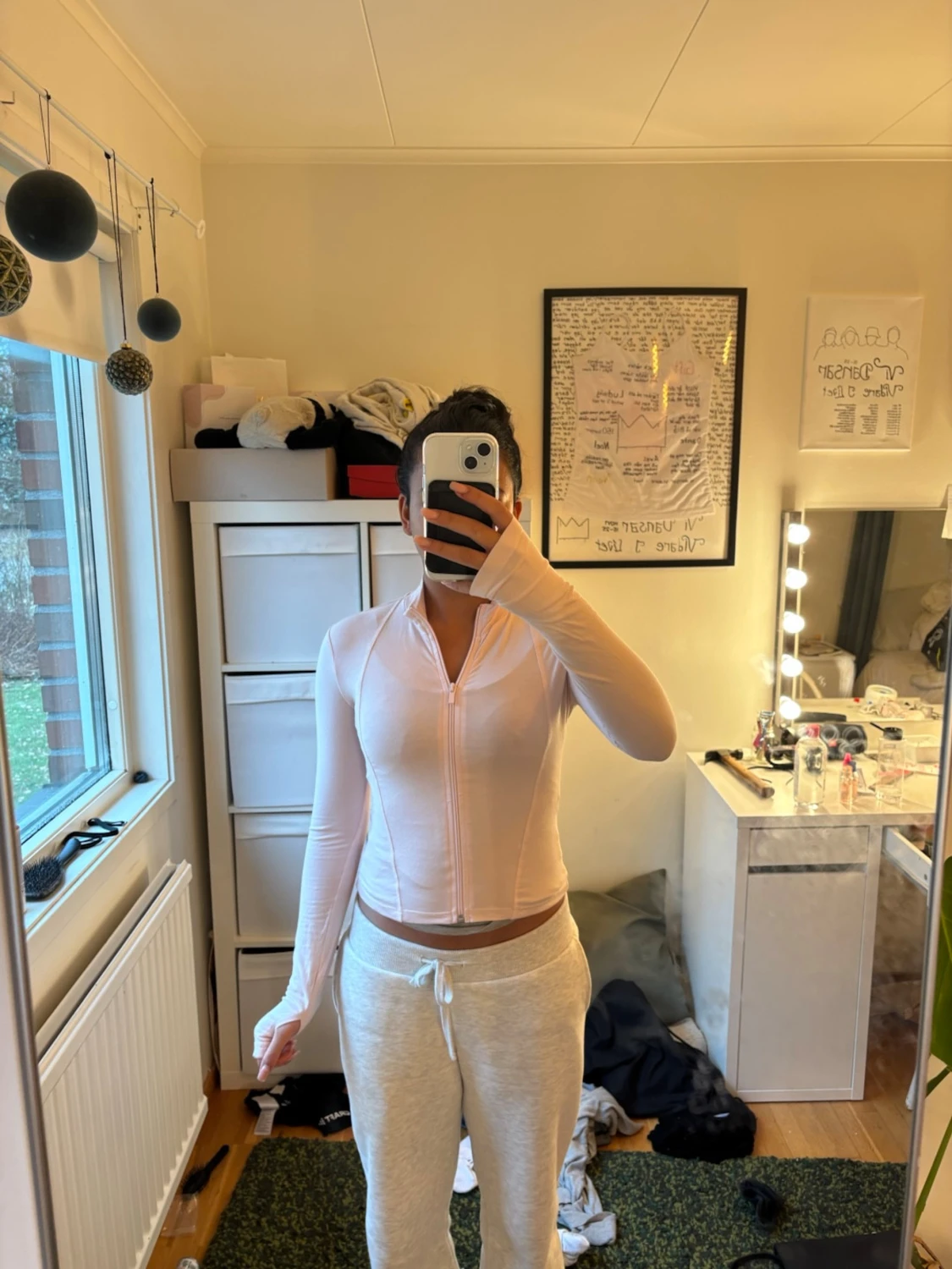 Ljusrosa ziptröja med långa ärmar