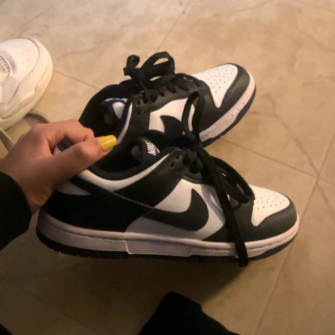 Nike Dunk Low svart/vit sneakers