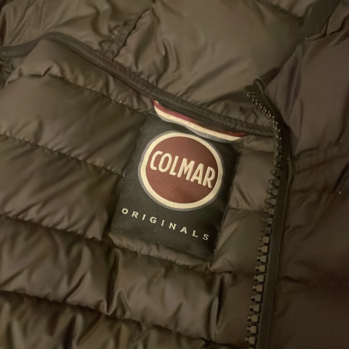 Svart pufferjacka från Colmar - 2