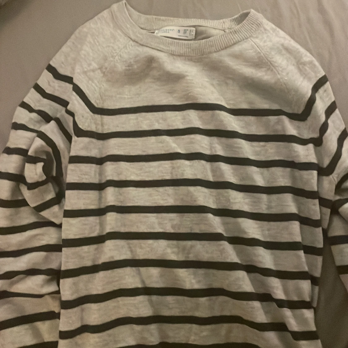 Randig tröja från Primark, grå/svart