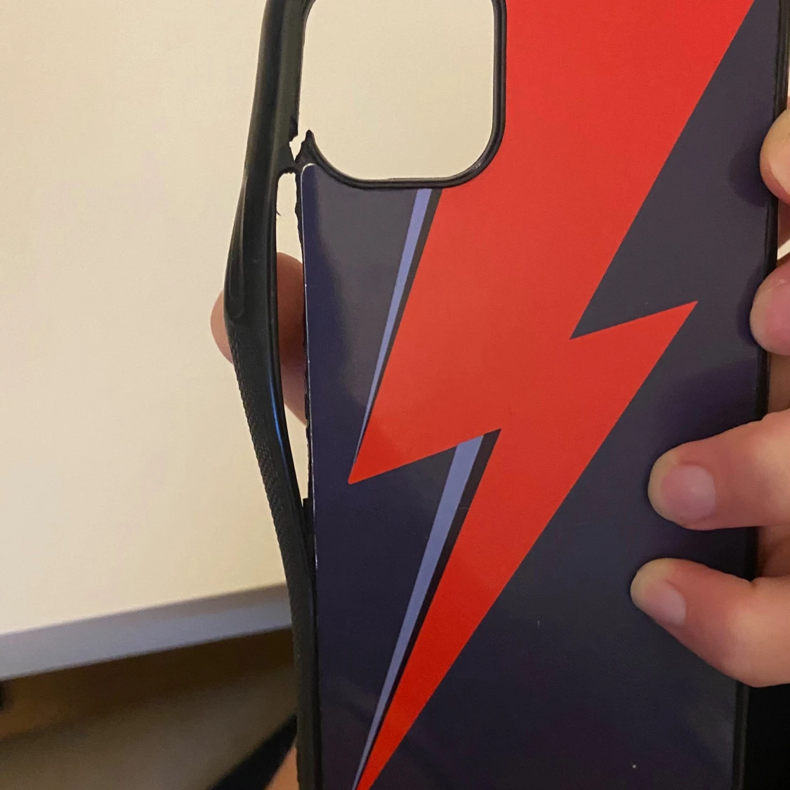 Blixt mobilskal iPhone 11 - 2