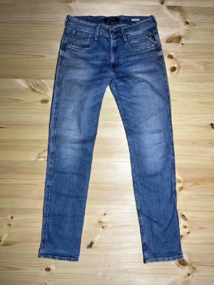 Replay Anbass jeans - Modell: Anbass | Skick: 9/10 | Storlek 31/32 | Hör av er vid frågor eller annat, öppen för prisförslag 🙌✅