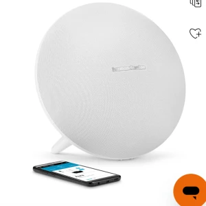 Harman Kardon Onyx Studio 4 - Harman kardon onyx studio 4 vit högtalare med laddare till, jag har haft den i nåt år så det syns ändå att den är använd pga repor osv och den fungerar inte utan laddare men den finns inte heller o köpa på hemsidan längre så därav priset, pris går o diskutera❣️