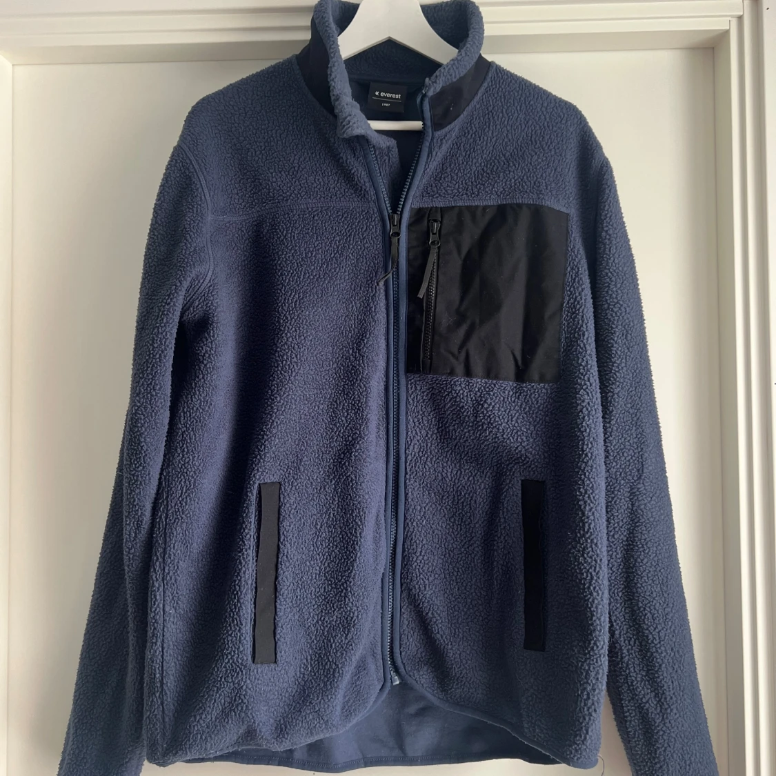 Blå fleecejacka från Everest M