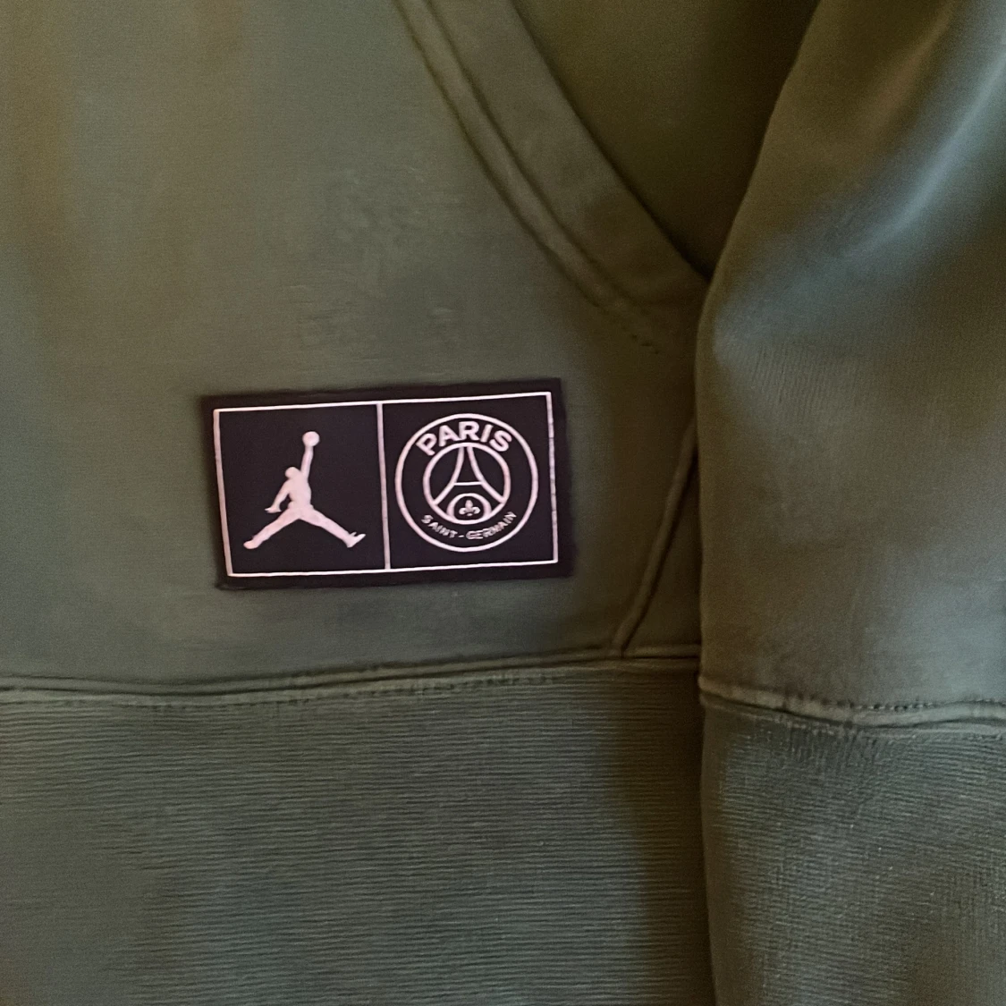 PSG x Jordan Hoode  - 4