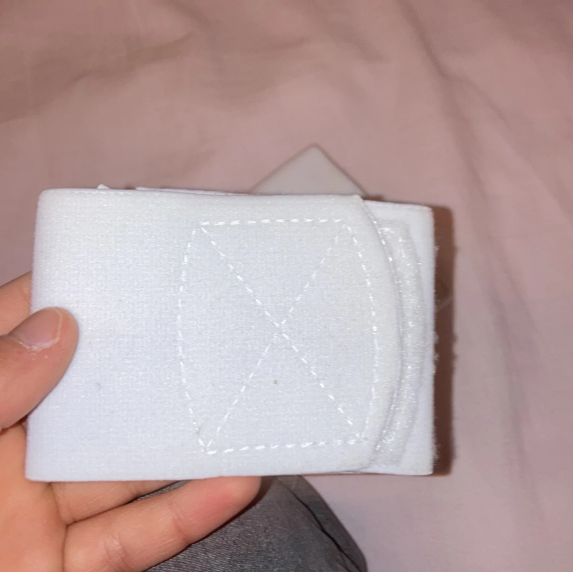 SOC Benskyddshållare vitt/svart - 1