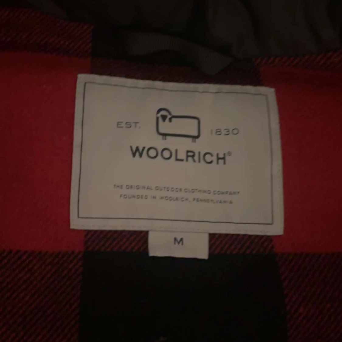 Svart pufferjacka från Woolrich M - 1