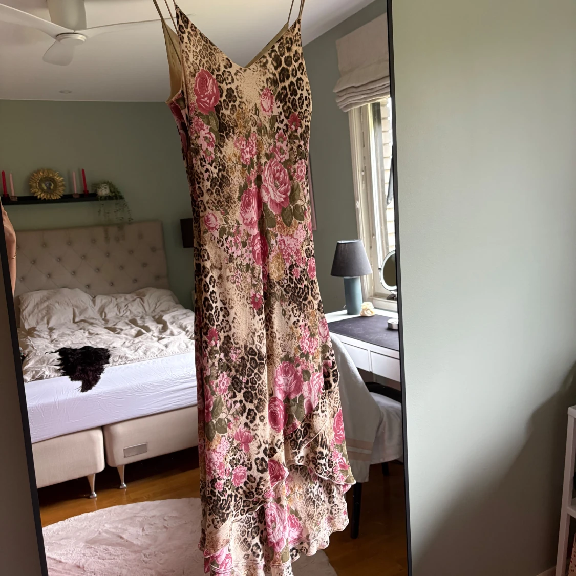 Leopard- och blommig slipklänning - 2