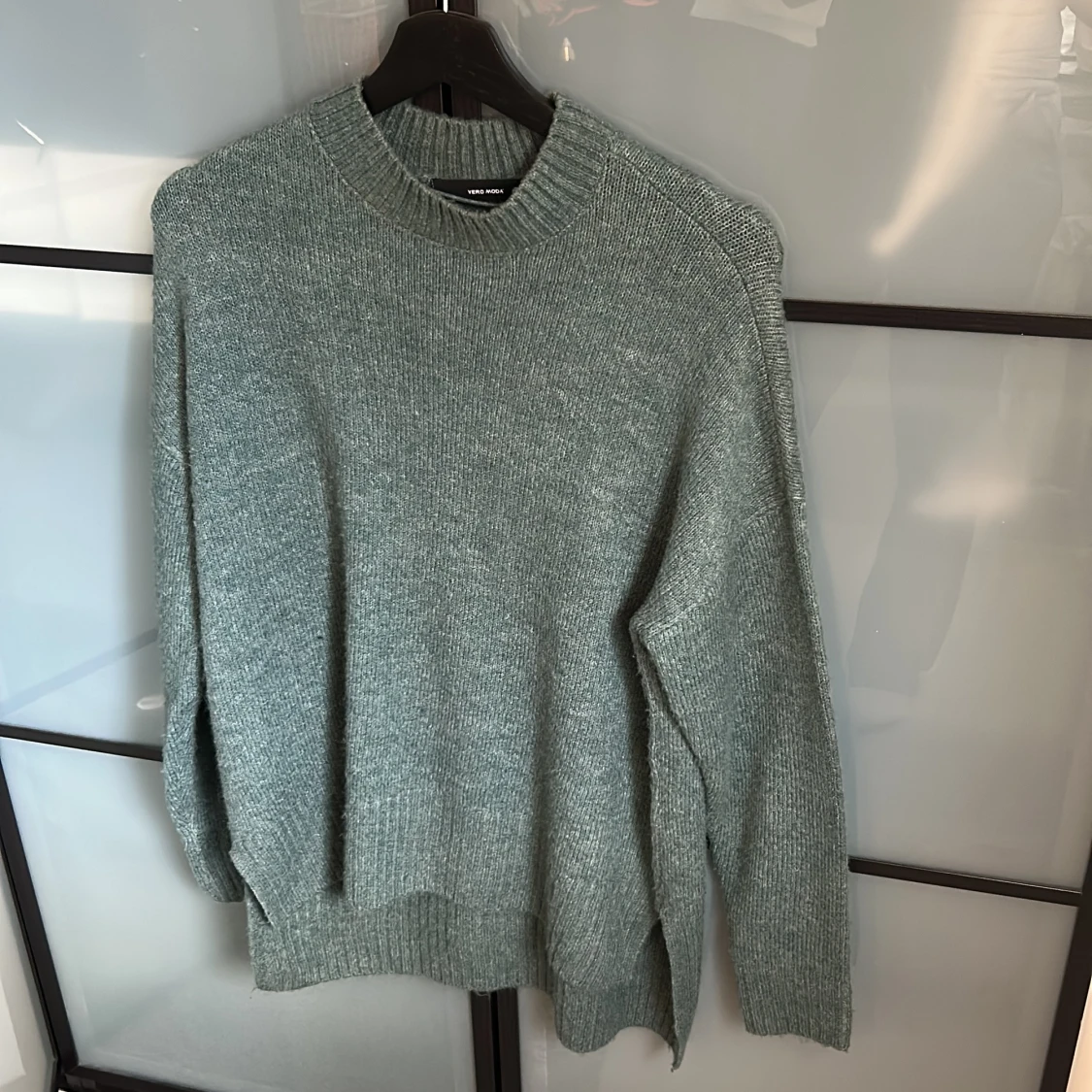 Grön stickad tröja från Vero Moda - 2