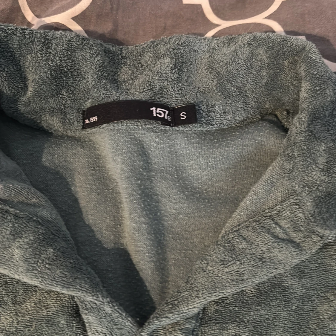 Gröna frottéshorts från 157, storlek S - 1