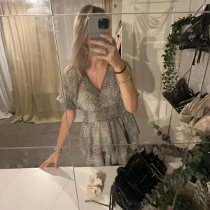 Klänning  - Super söt klänning🥰