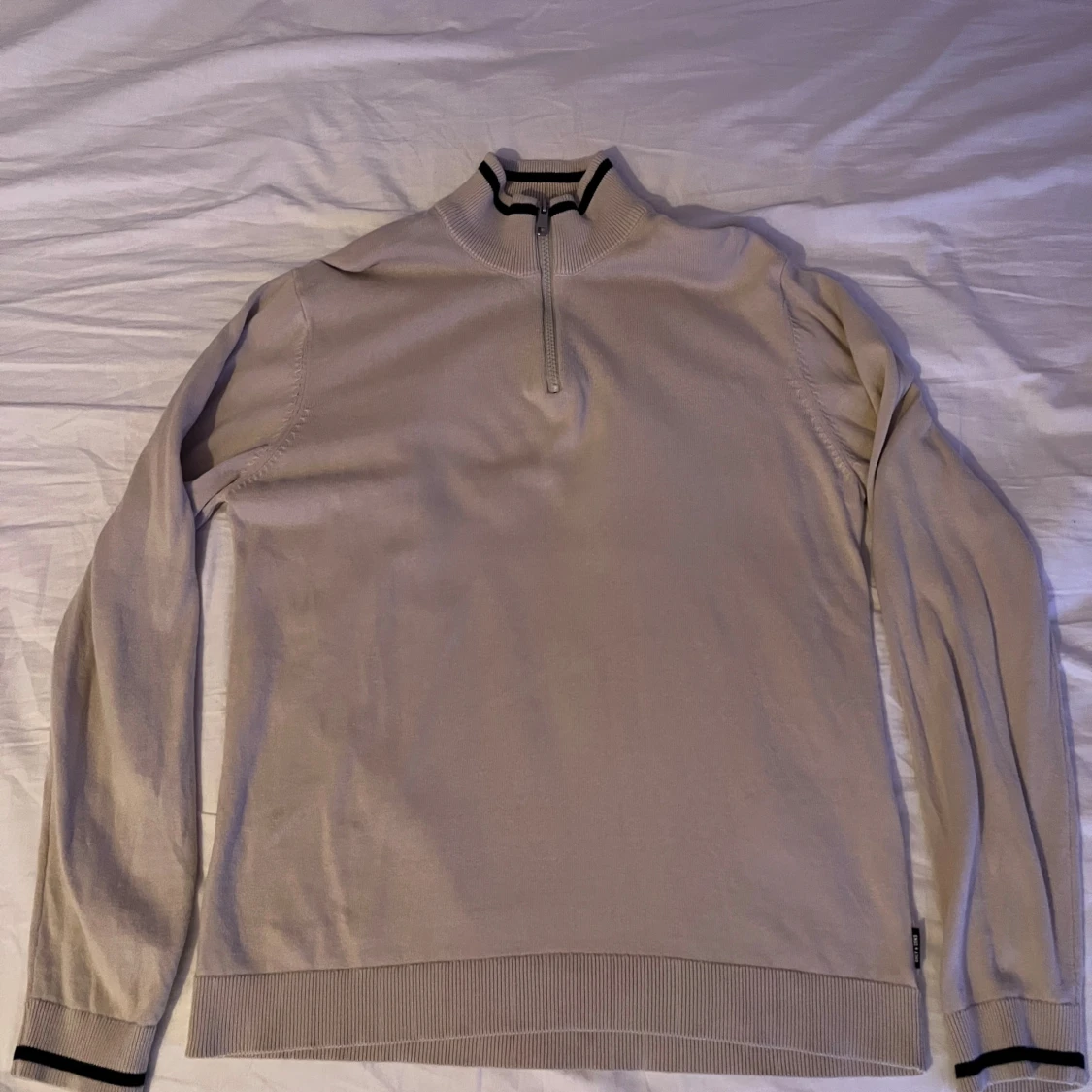 Beige 1/4 zip tröja