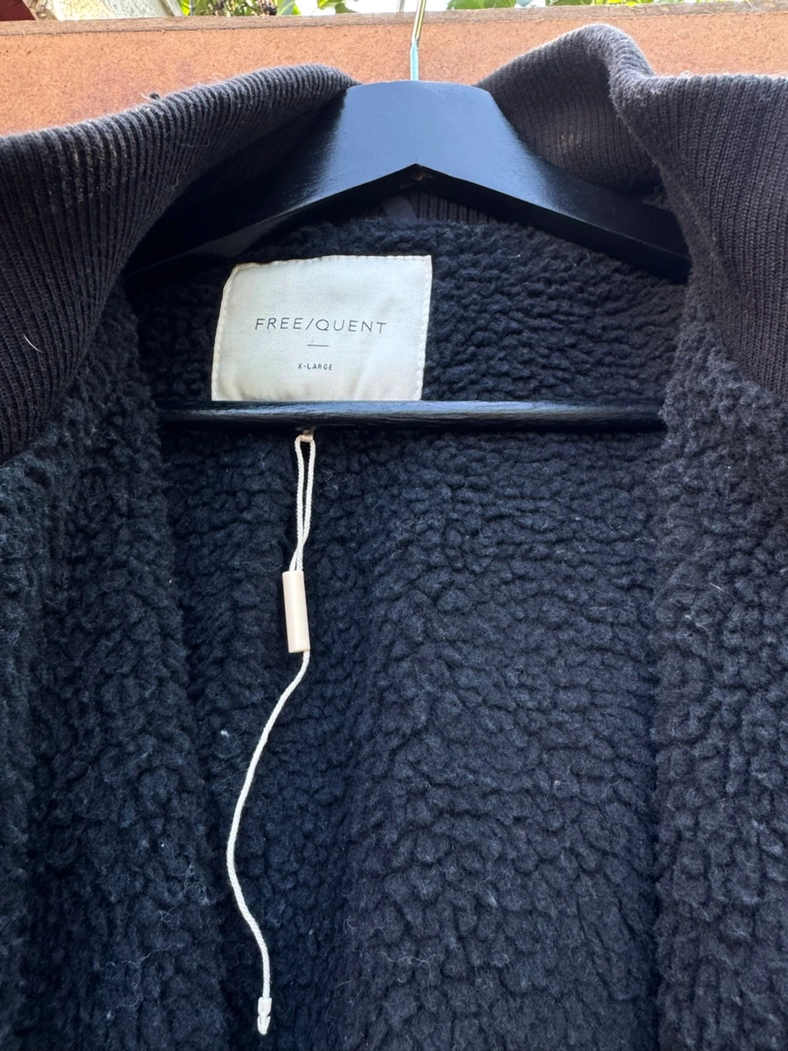 Vinter overall Svart quiltad byxdress från Freequent - 1