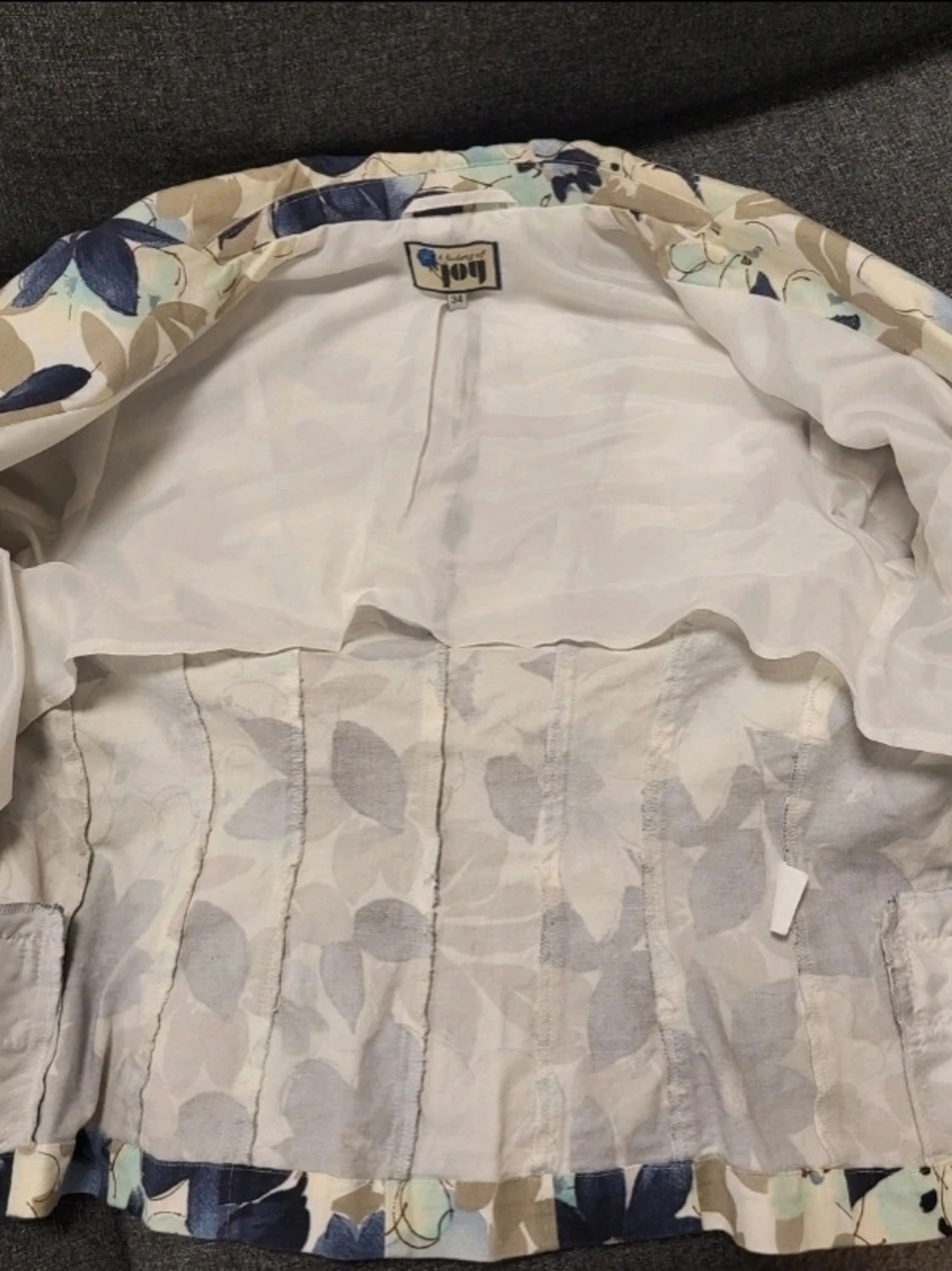 Blommig kavaj från Joy, storlek 34 - 4