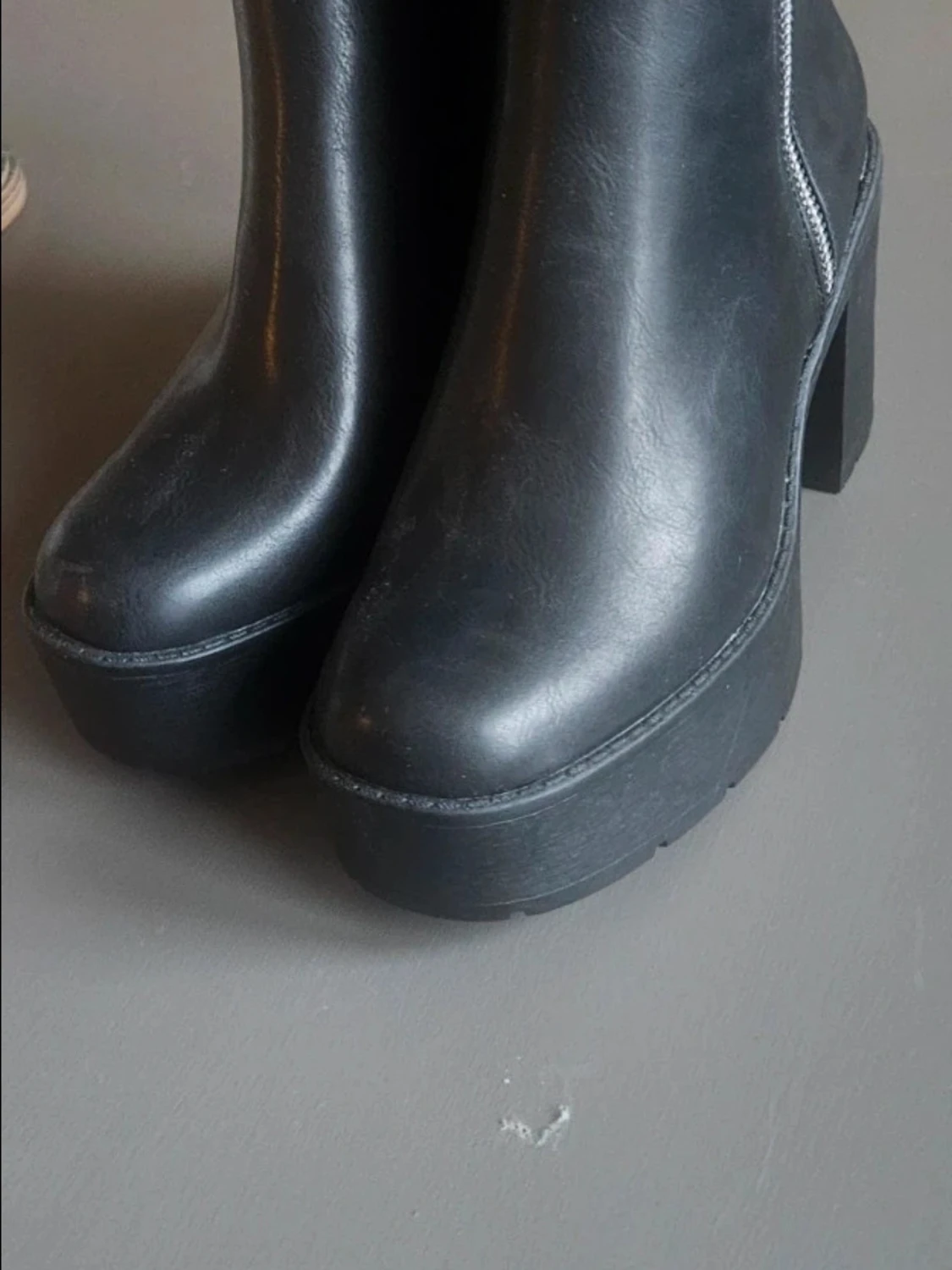 Svarta boots med klack och dragkedja - 1