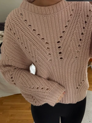 Rosa tröja  - Rosa stickad tröja 