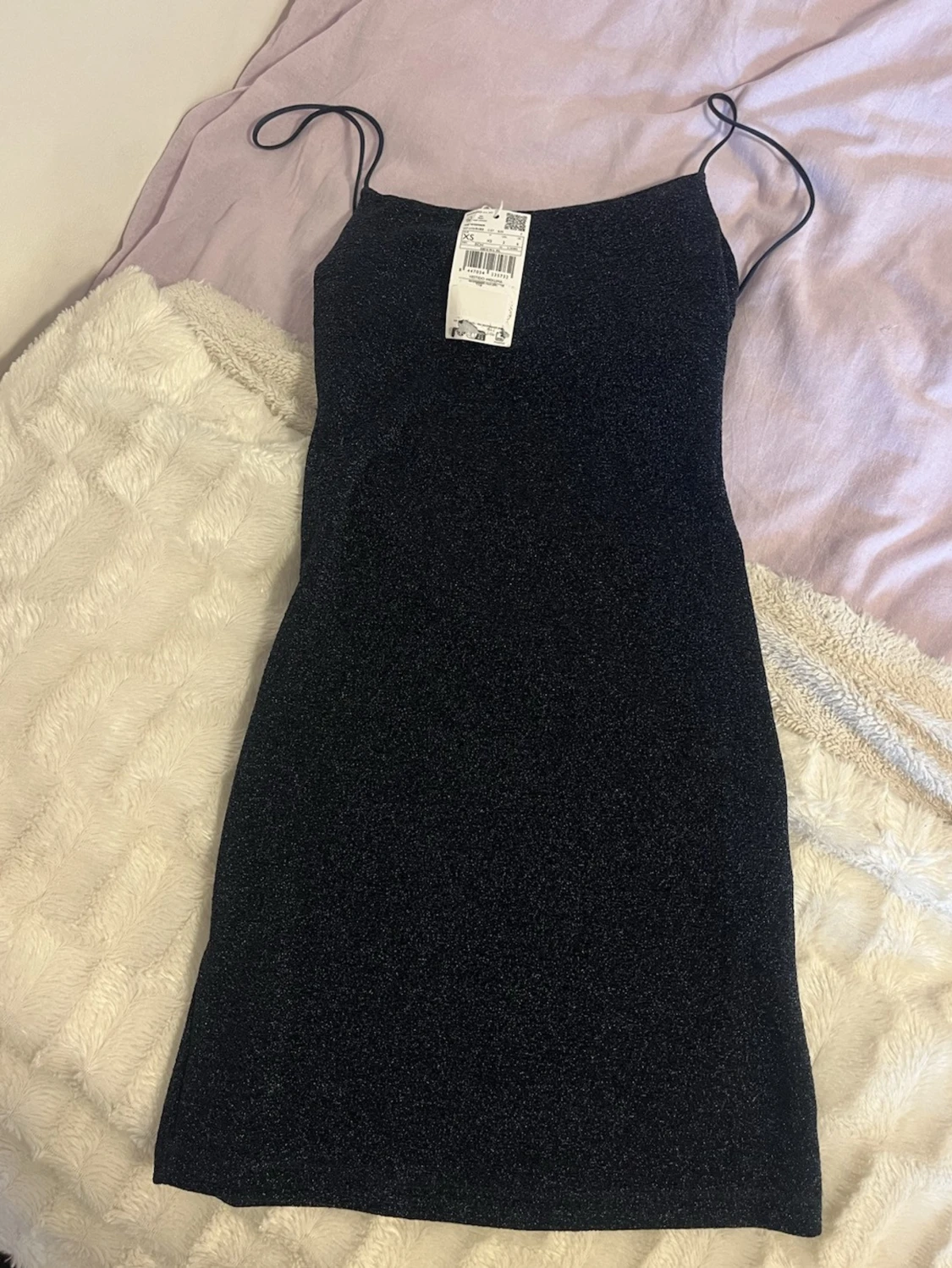 Glittrig klänning Mango - 1