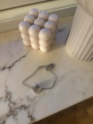Edblad armband  - Jättefint silvrigt armband från Edblad💗