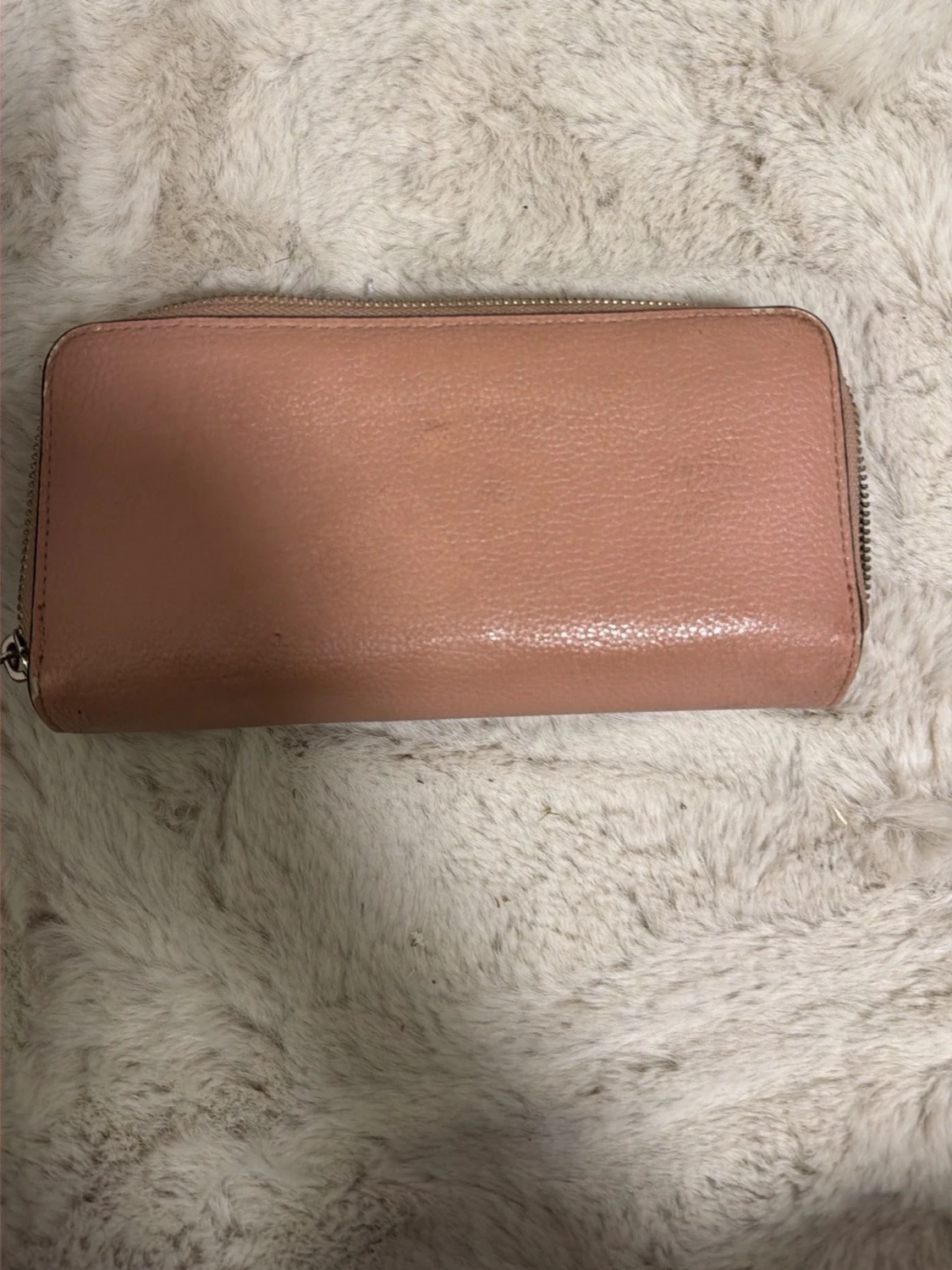 Rosa plånbok från Guess med dragkedja - 1