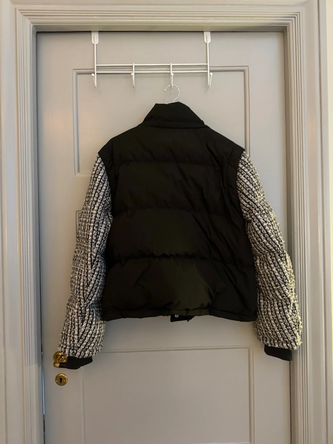 CLOEYS Svart tweed pufferjacka med huva/ väst - 1