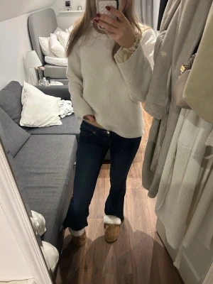 True religion jeans - Så snygga och passar till allt! Passar mig som är ca 175❣️