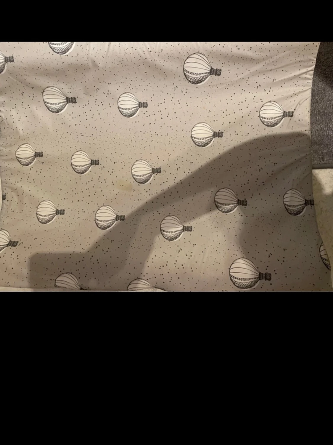 Beige skötbädd  med luftballonger - 1