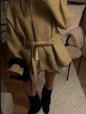 Jacka  - skitsnygg jacka som endast är provad 💓