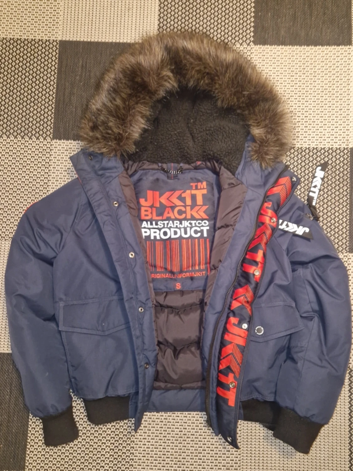 Blå vinterjacka från JAK1T med pälshuva - 1