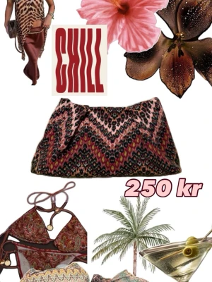 Mönstrad clutch väska - Mönstrad clutch väska, 210 kr!! 