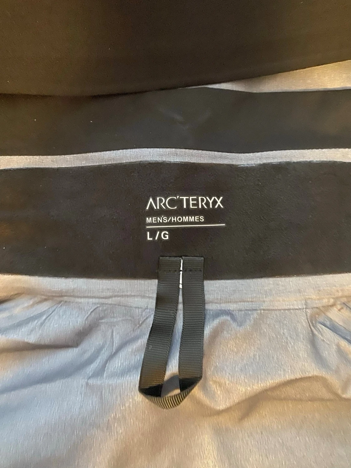 Svart vindjacka från Arc'teryx L - 2