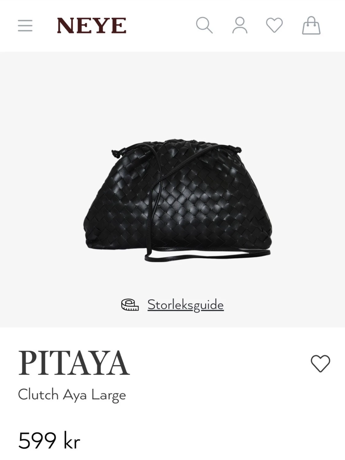 Svart clutchväska från Pitaya