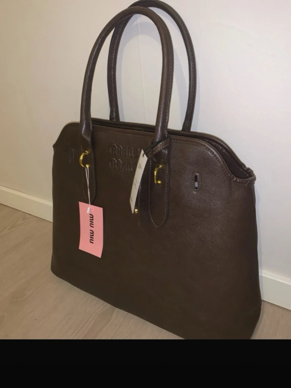 Brun handväska från Miu Miu i skinn - 1