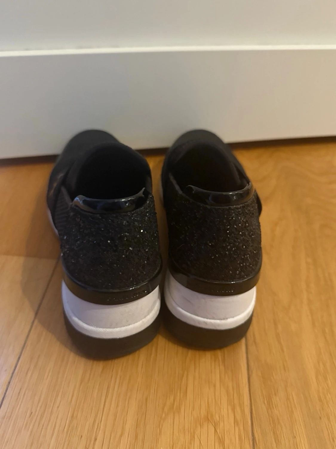 Svarta sneakers Michael Kors  - 2