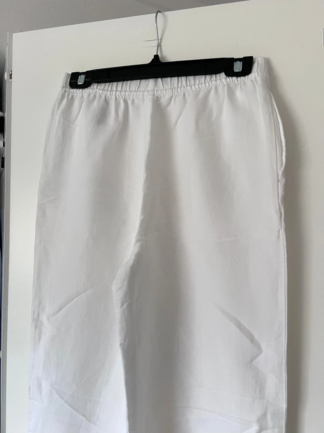 Vita linnebyxor från H&M - 2