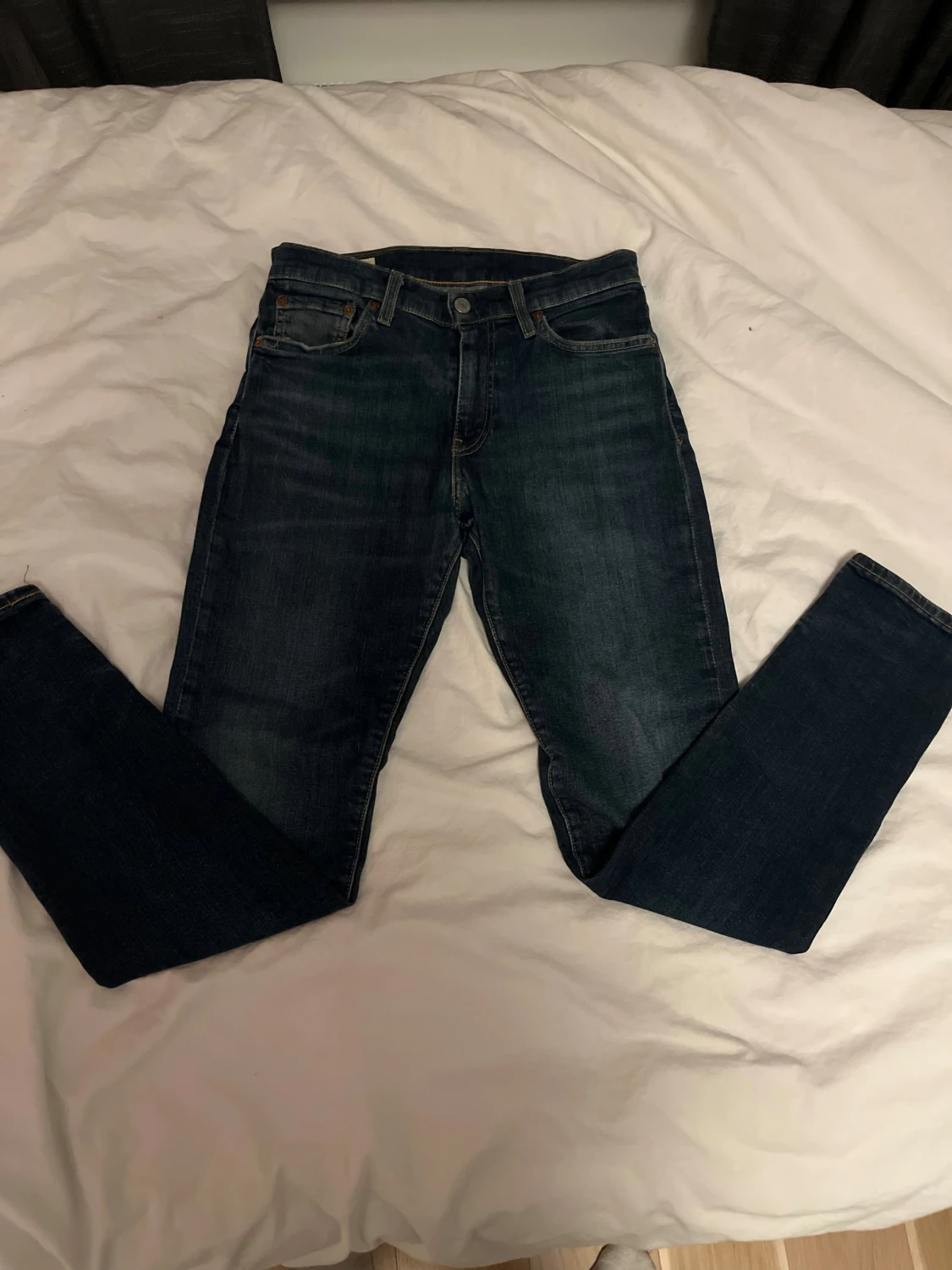 Levi's 511 mörkblå jeans