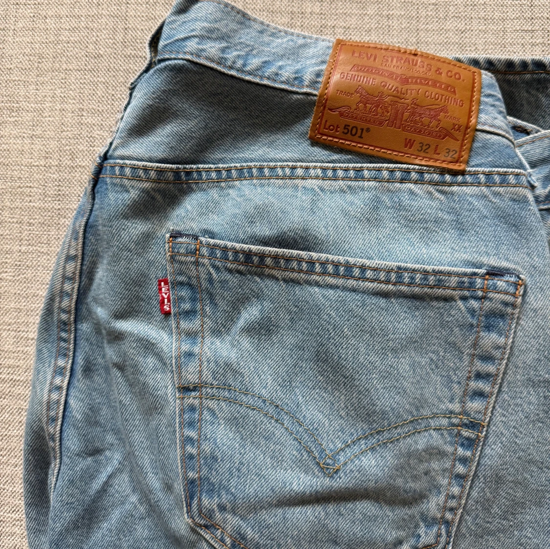Levis 501 stl 32/32 i den populäraste färgen