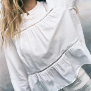 Blus ifrån h&m - Super söt blus ifrån h&m💗använd en gång🥰💗😋