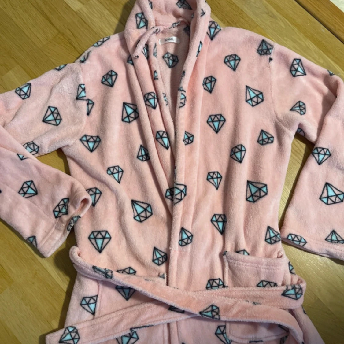 Rosa morgonrock med diamantmönster - 1