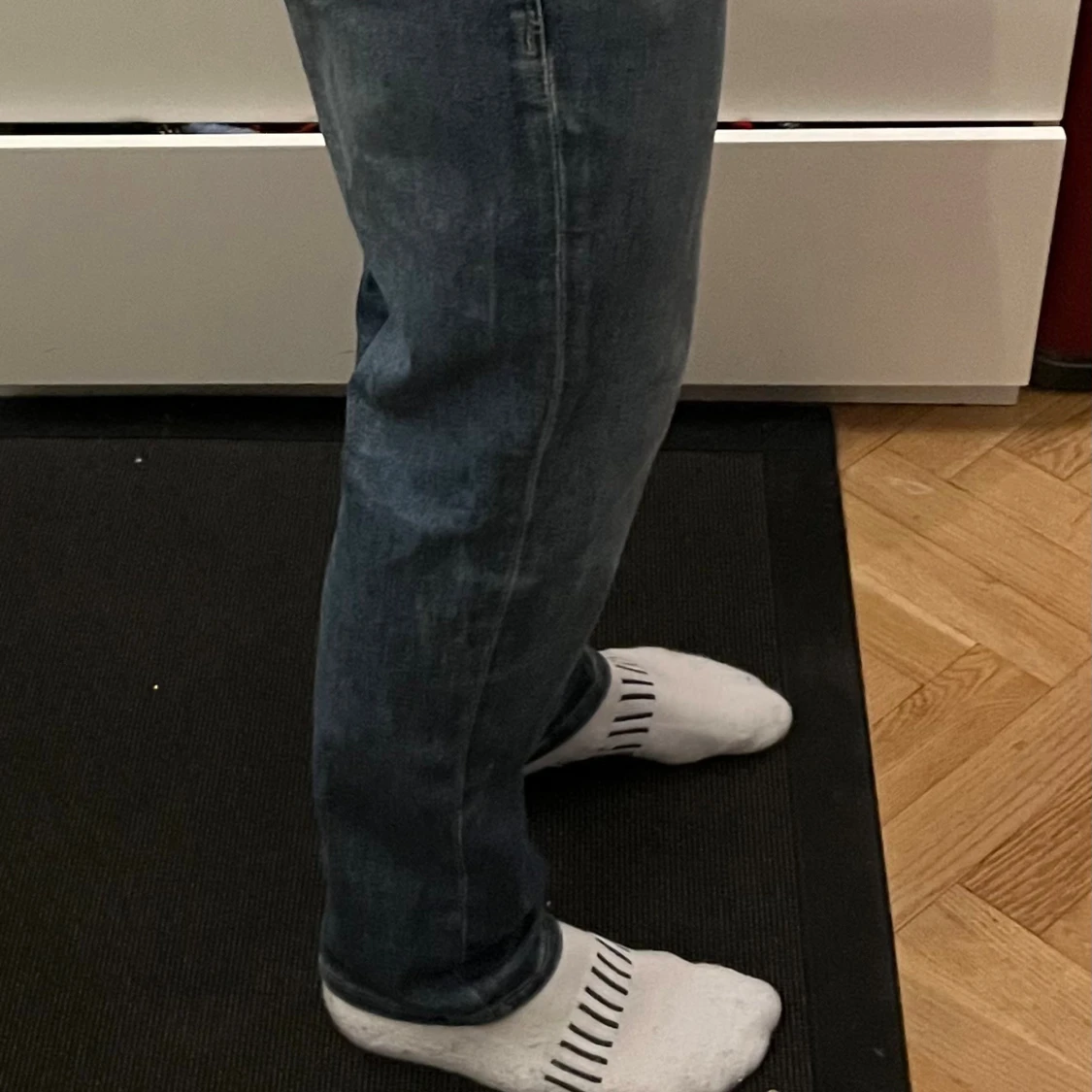 Blå raka jeans i klassisk modell - 2