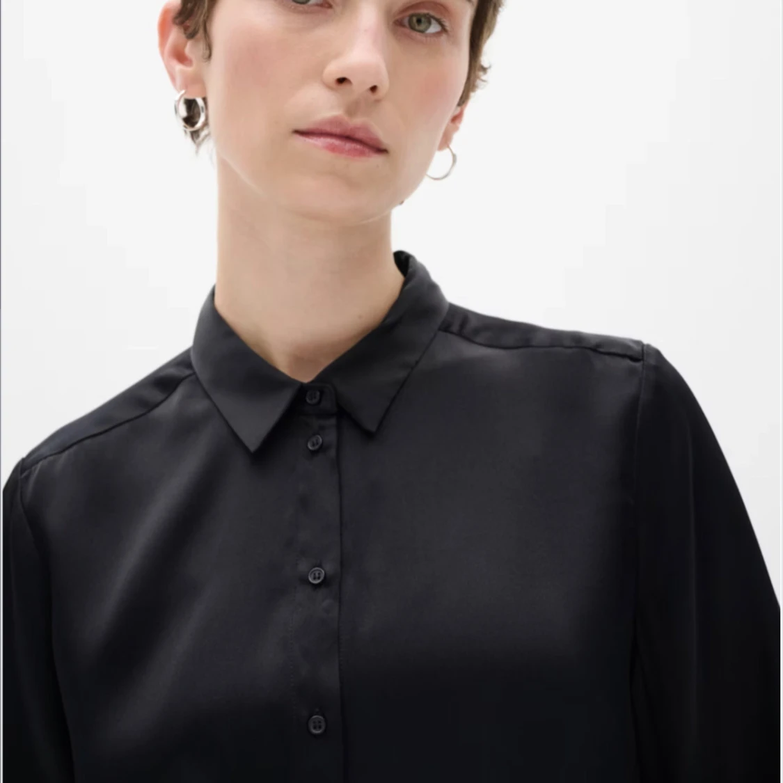 Silkeskjorta (100% silke) svart InWear - 2