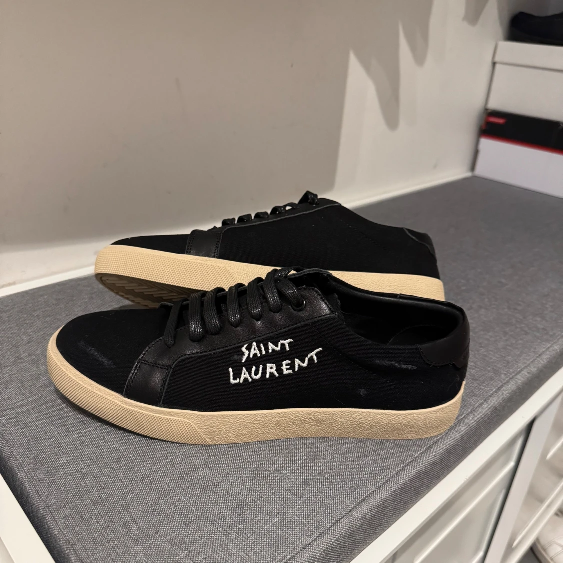 Saint Laurent svarta sneakers - 4